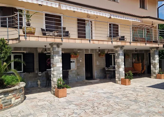 Guest house & Giulia 3*