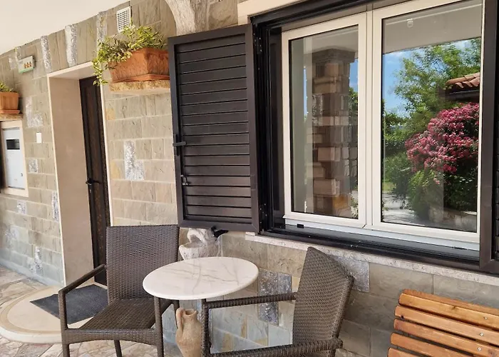 Gostinjska kuća & Giulia